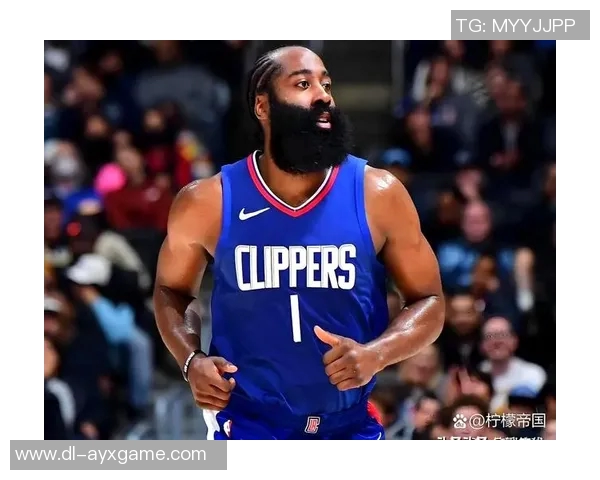 詹姆斯哈登的篮球传奇之路与职业生涯的辉煌成就解析