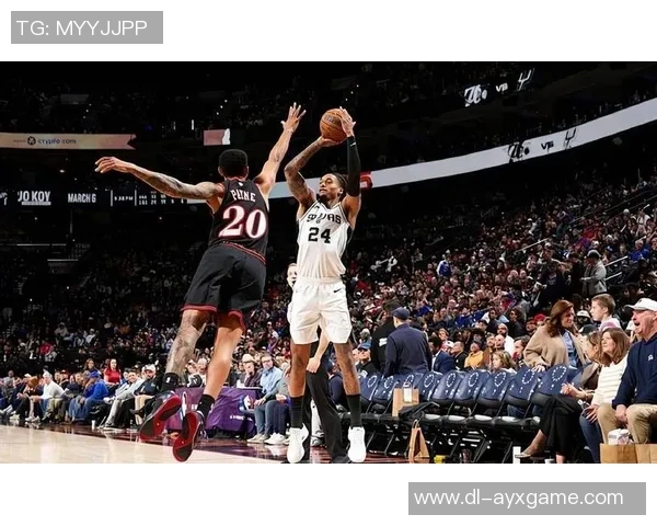 黑八灰熊逆袭马刺展现惊人实力季后赛争夺战引发热议